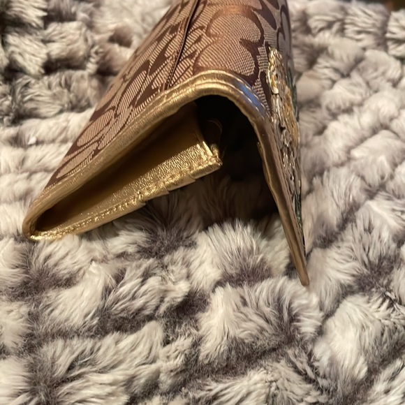 @@RARE FIND!!@@~Vintage 2008.Coach signature stripe floral appliqué wallet - Picture 3 of 11